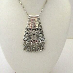 EUC Brighton Africa Stories Retired Pendant Necklace 19’ inches long